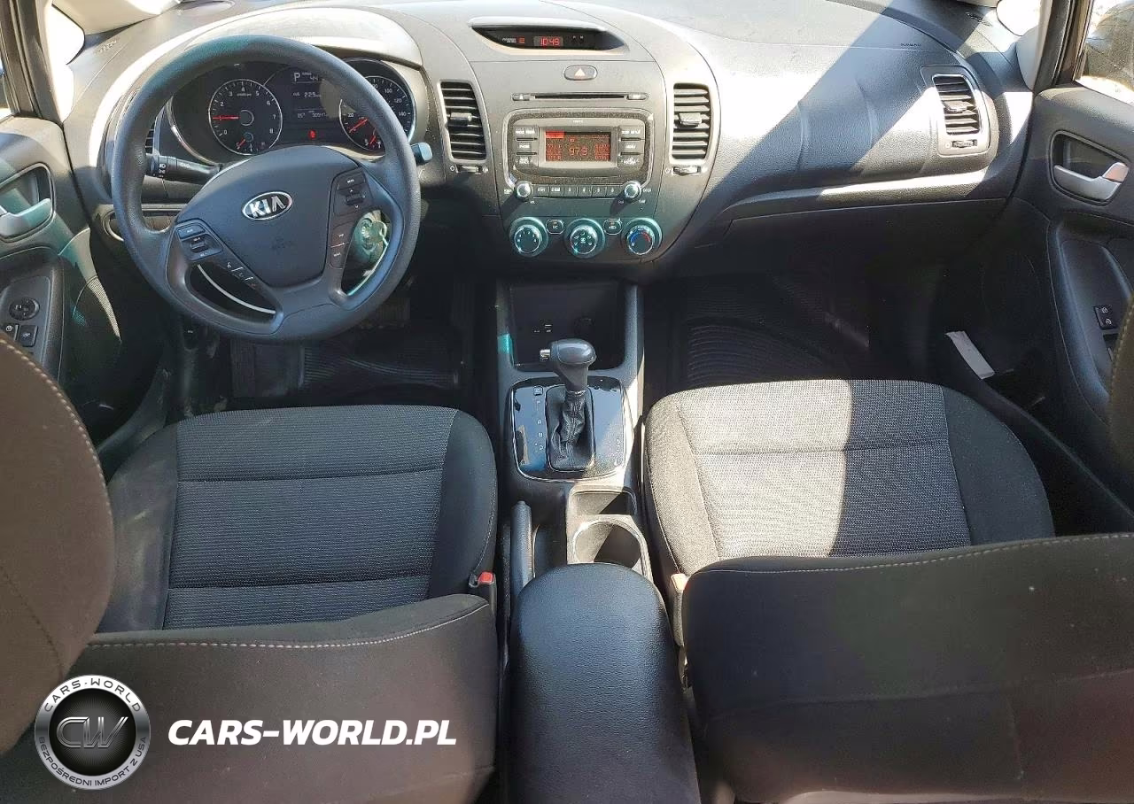 2017 Kia Forte Lx VIN:3KPFK4A7XHE081700 - 8
