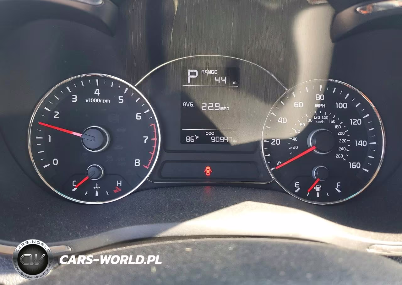 2017 Kia Forte Lx VIN:3KPFK4A7XHE081700 - 9
