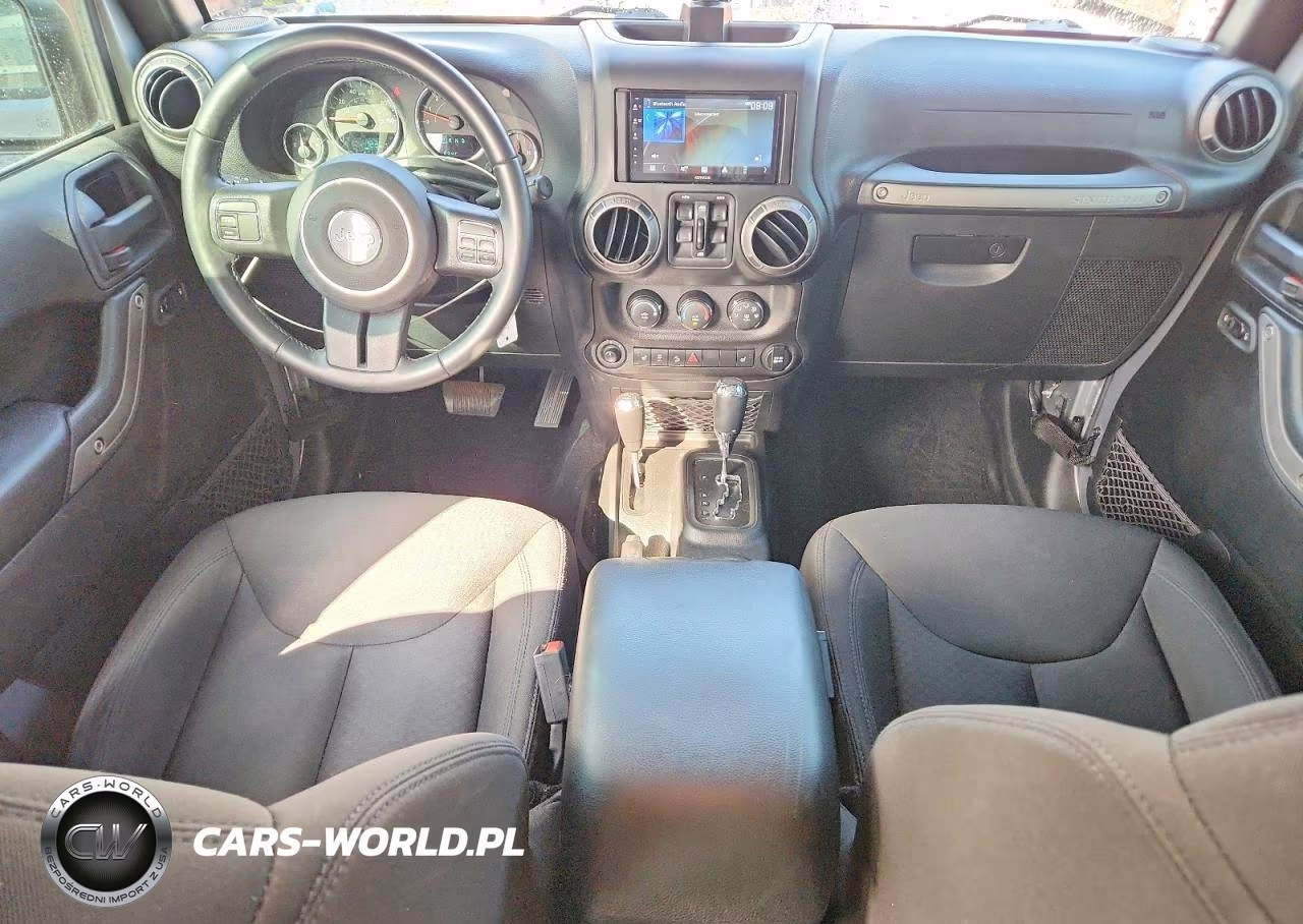 2017 Jeep Wrangler Unlimited Sport VIN:1C4BJWDG5HL672131 - 8