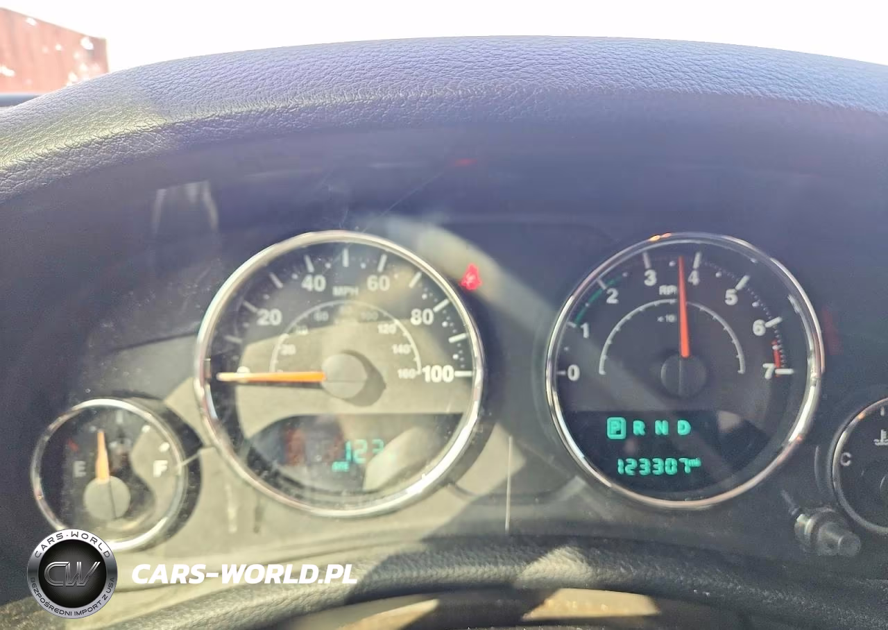2017 Jeep Wrangler Unlimited Sport VIN:1C4BJWDG5HL672131 - 9