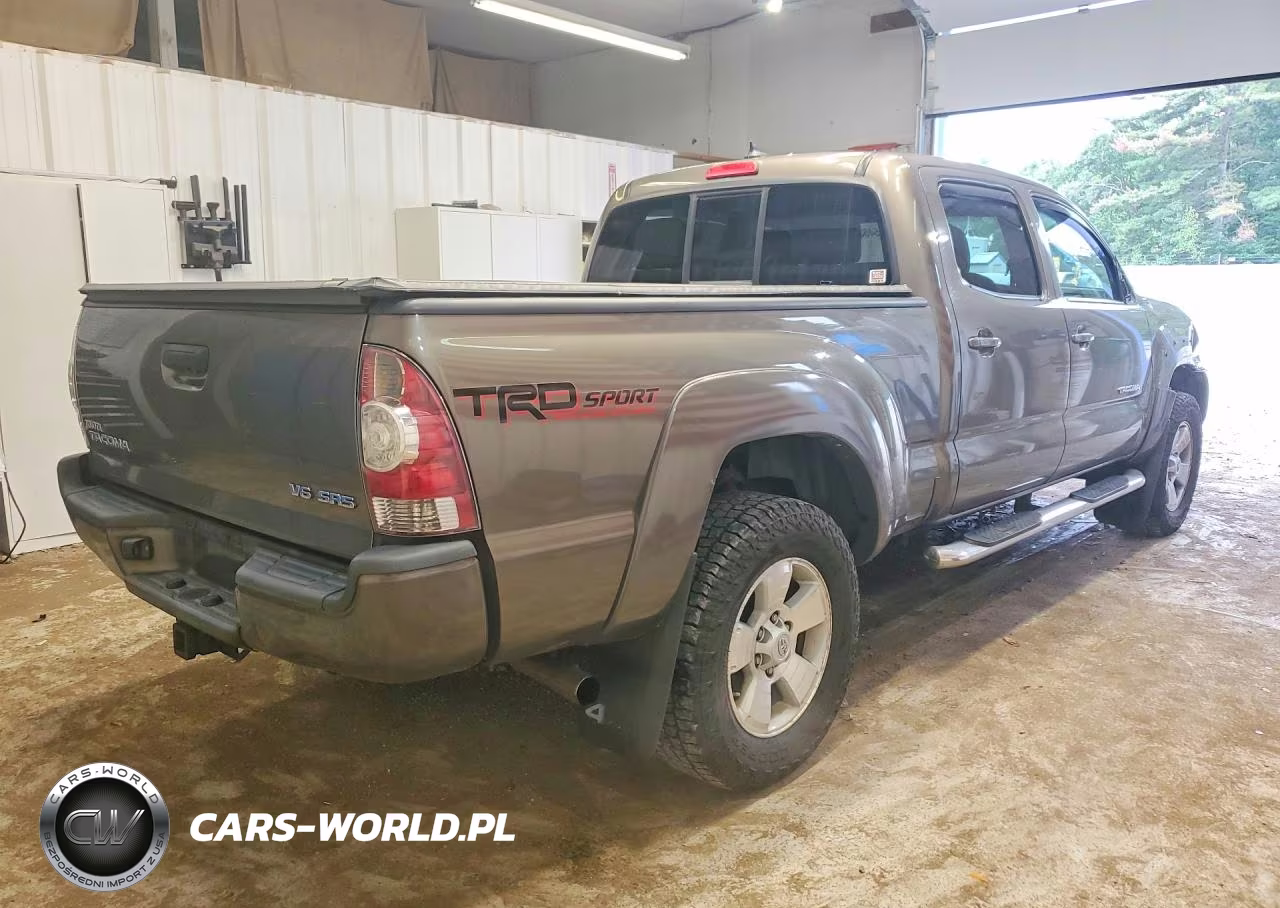 2015 Toyota Tacoma Double Cab Long Bed VIN:3TMMU4FN0FM085279 - 3