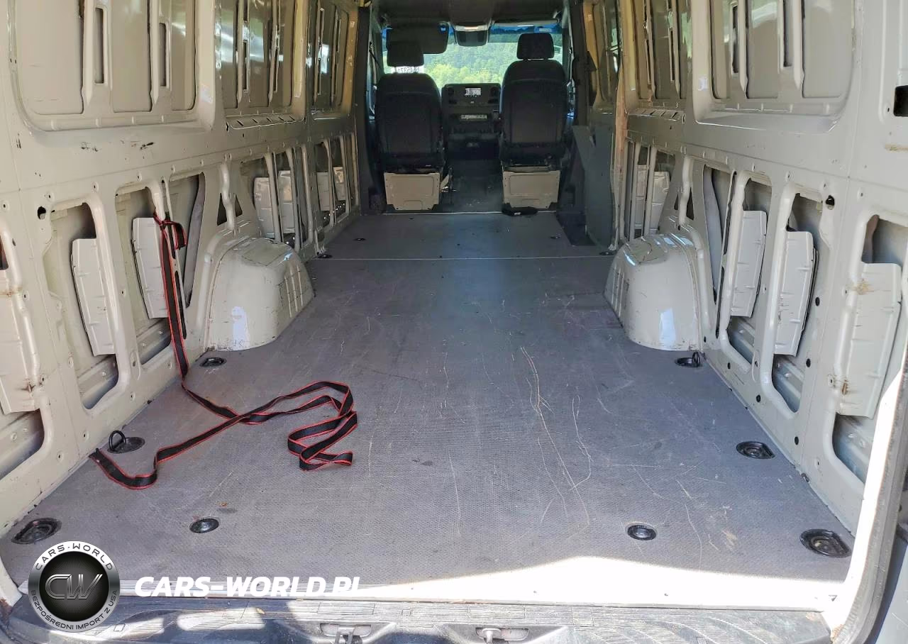 2024 Mercedes-Benz Sprinter 2500 VIN:W1Y4NDHY4RT171362 - 10