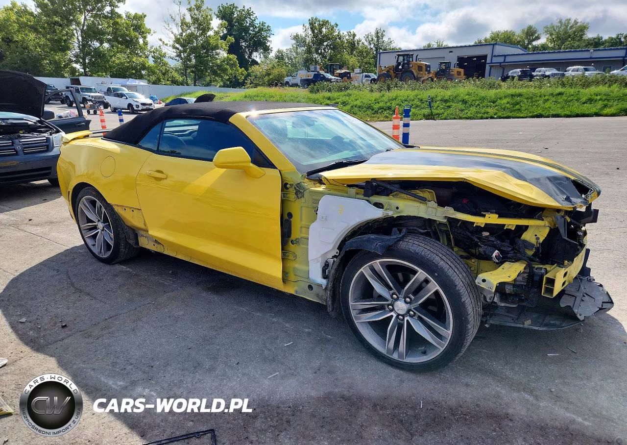 2017 Chevrolet Camaro Lt VIN:1G1FB3DX7H0211536 - 4