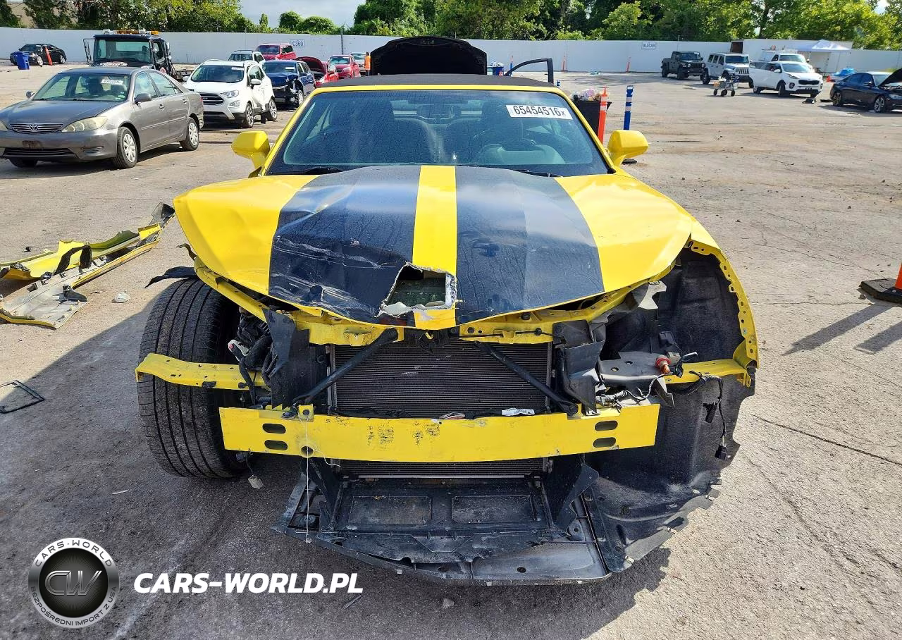 2017 Chevrolet Camaro Lt VIN:1G1FB3DX7H0211536 - 5
