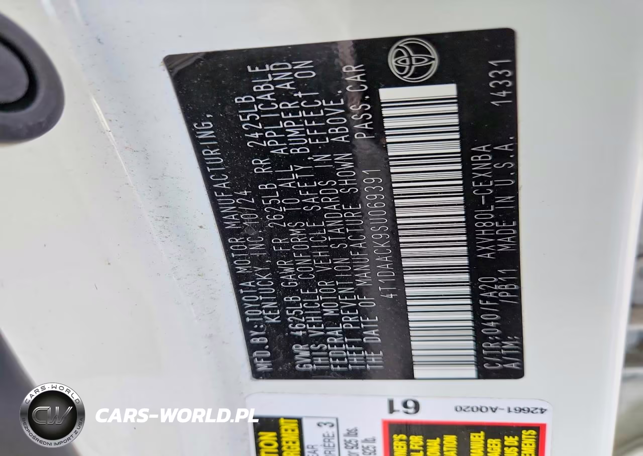 2025 Toyota Camry Le VIN:4T1DAACK9SU069391 - 12
