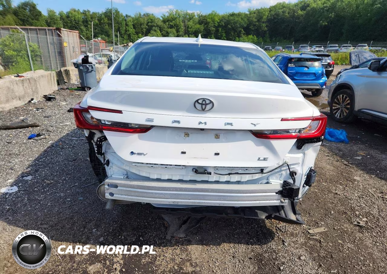 2025 Toyota Camry Le VIN:4T1DAACK9SU069391 - 6