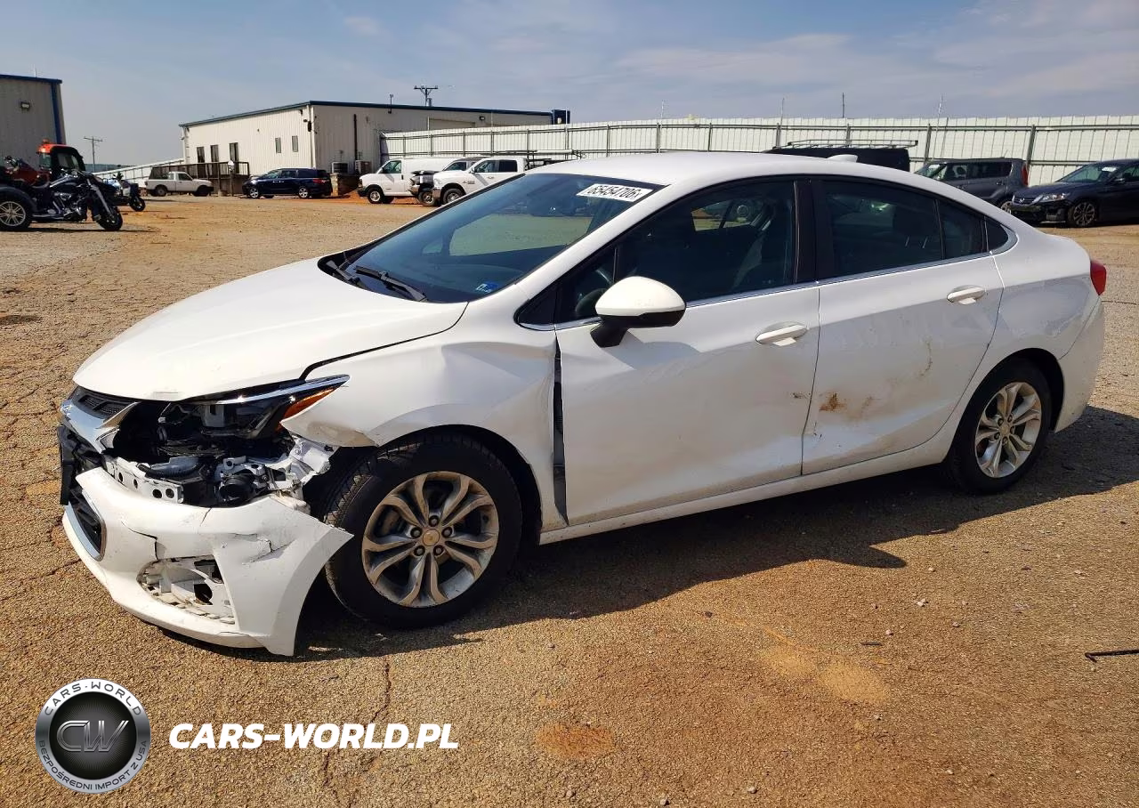 2019 Chevrolet Cruze Lt – zdjęcie 1 z 12