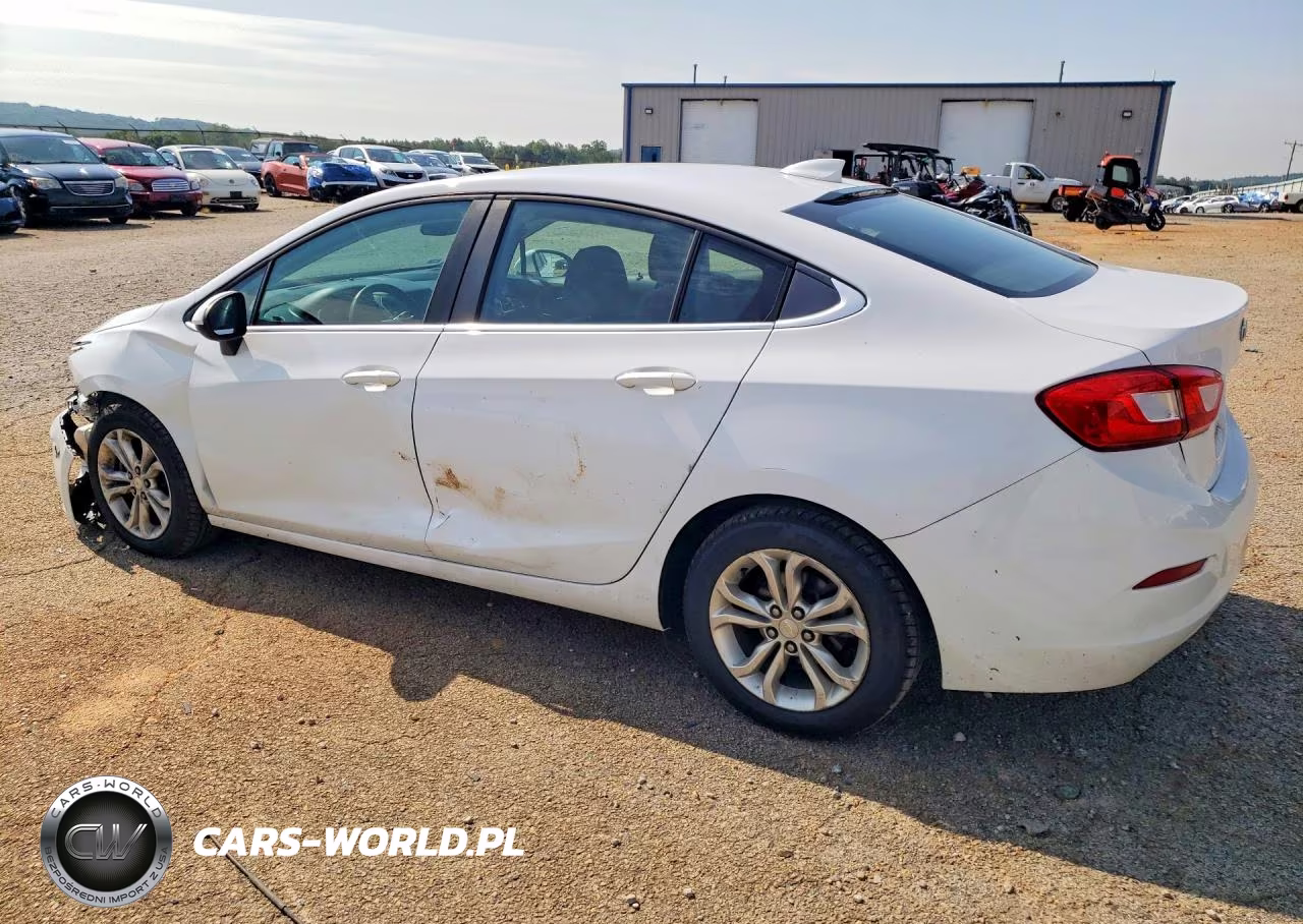 2019 Chevrolet Cruze Lt VIN:1G1BE5SM1K7109884 - 2