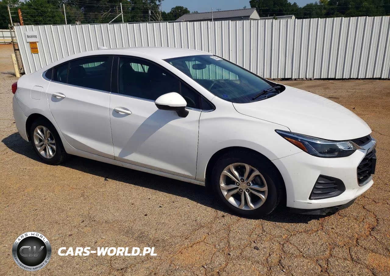 2019 Chevrolet Cruze Lt VIN:1G1BE5SM1K7109884 - 4
