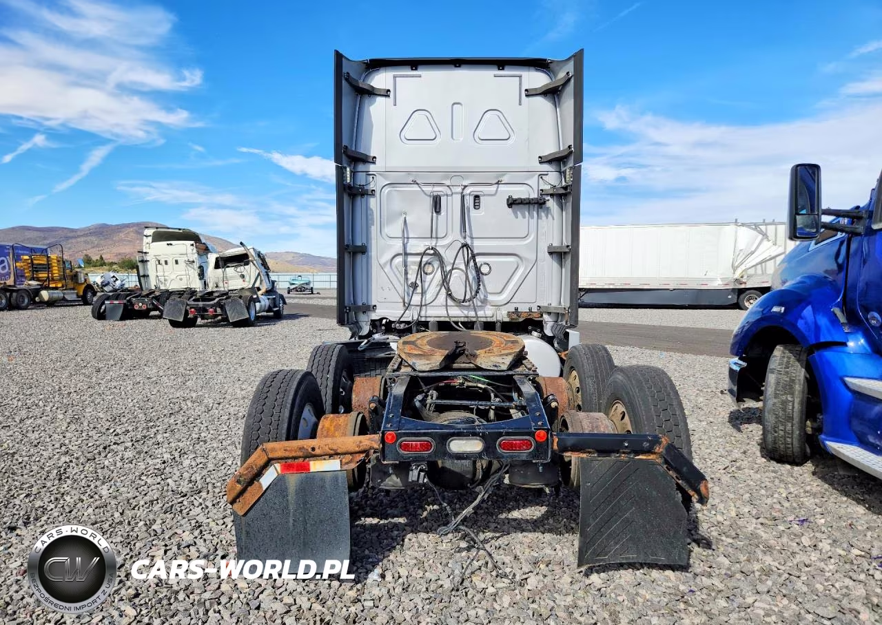 2020 Freightliner Cascadia 1 - Semi Truck VIN:3AKJHHDR7LSLS7810 - 6