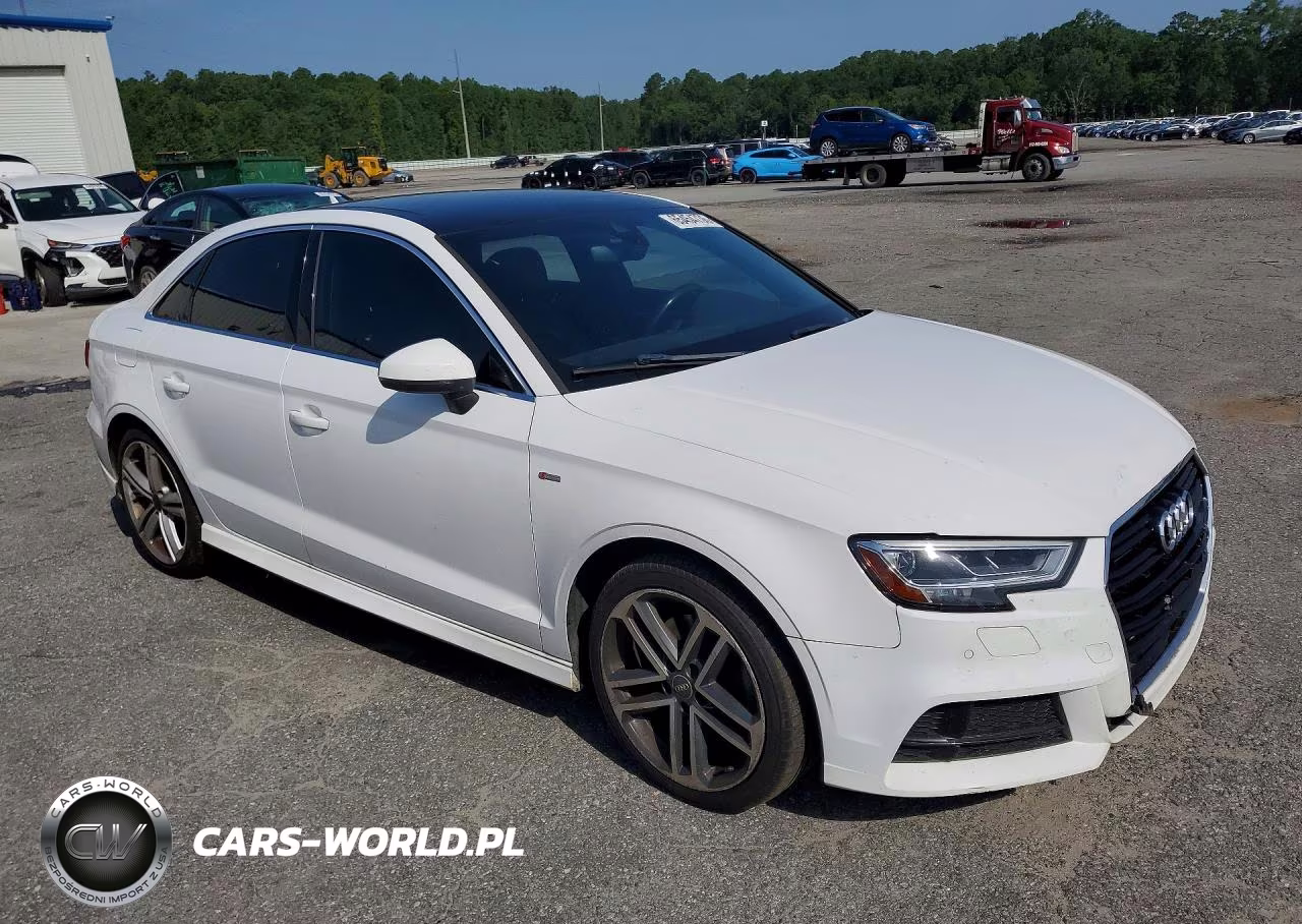 2017 Audi A3 Prestige VIN:WAUHUHFF7H1056540 - 4