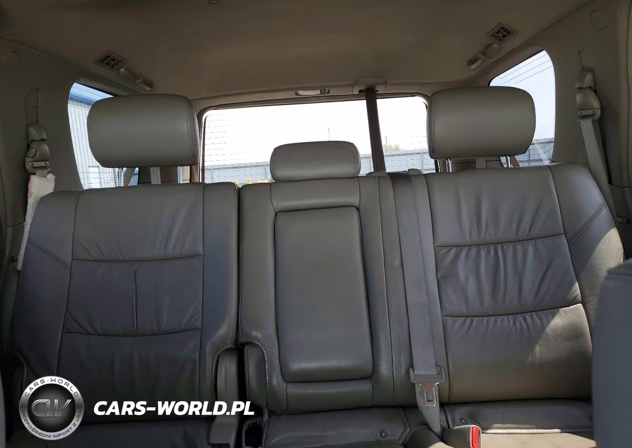 2007 Toyota Sequoia Sr5 VIN:5TDBT44A07S289706 - 10