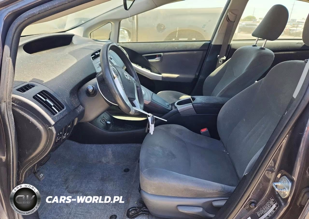 2014 Toyota Prius Plug-In Hybrid Base VIN:JTDKN3DP3E3060931 - 7