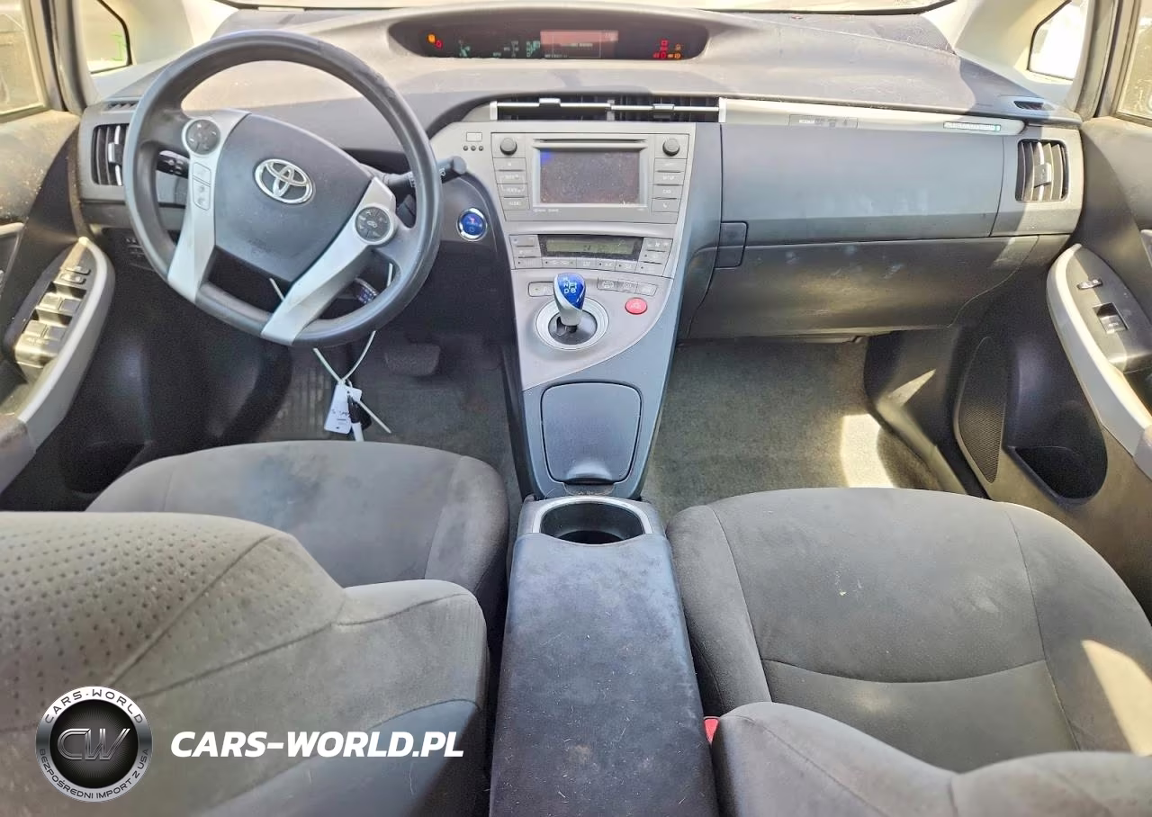 2014 Toyota Prius Plug-In Hybrid Base VIN:JTDKN3DP3E3060931 - 8