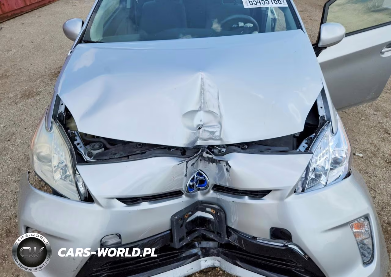 2013 Toyota Prius Two VIN:JTDKN3DU3D5700645 - 11