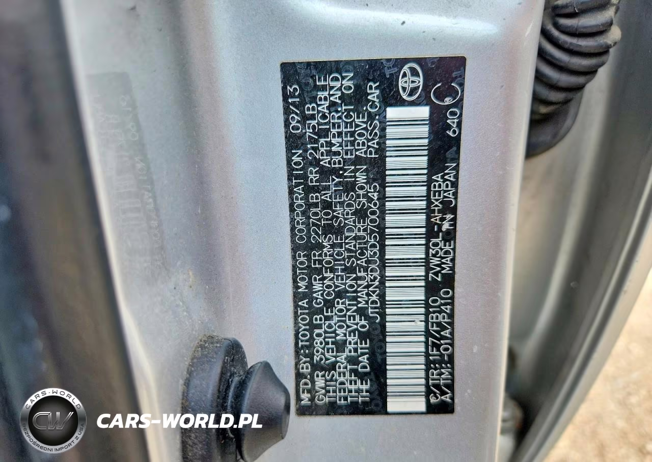 2013 Toyota Prius Two VIN:JTDKN3DU3D5700645 - 12