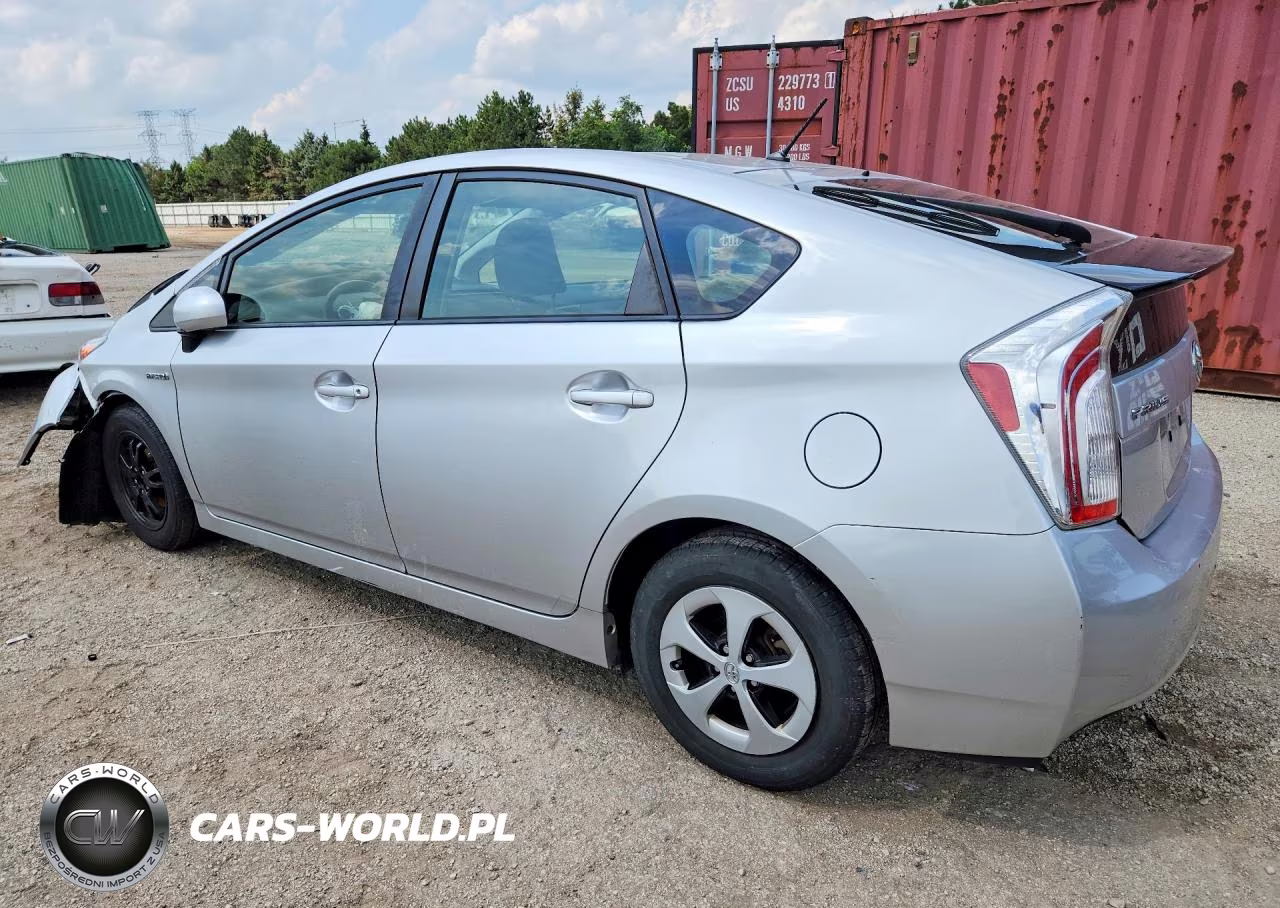 2013 Toyota Prius Two VIN:JTDKN3DU3D5700645 - 2