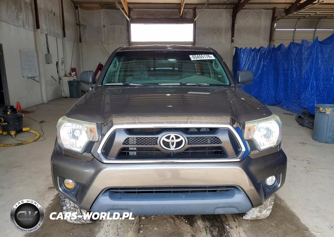 2014 Toyota Tacoma V6 VIN:5TFUU4EN1EX105047 - 5