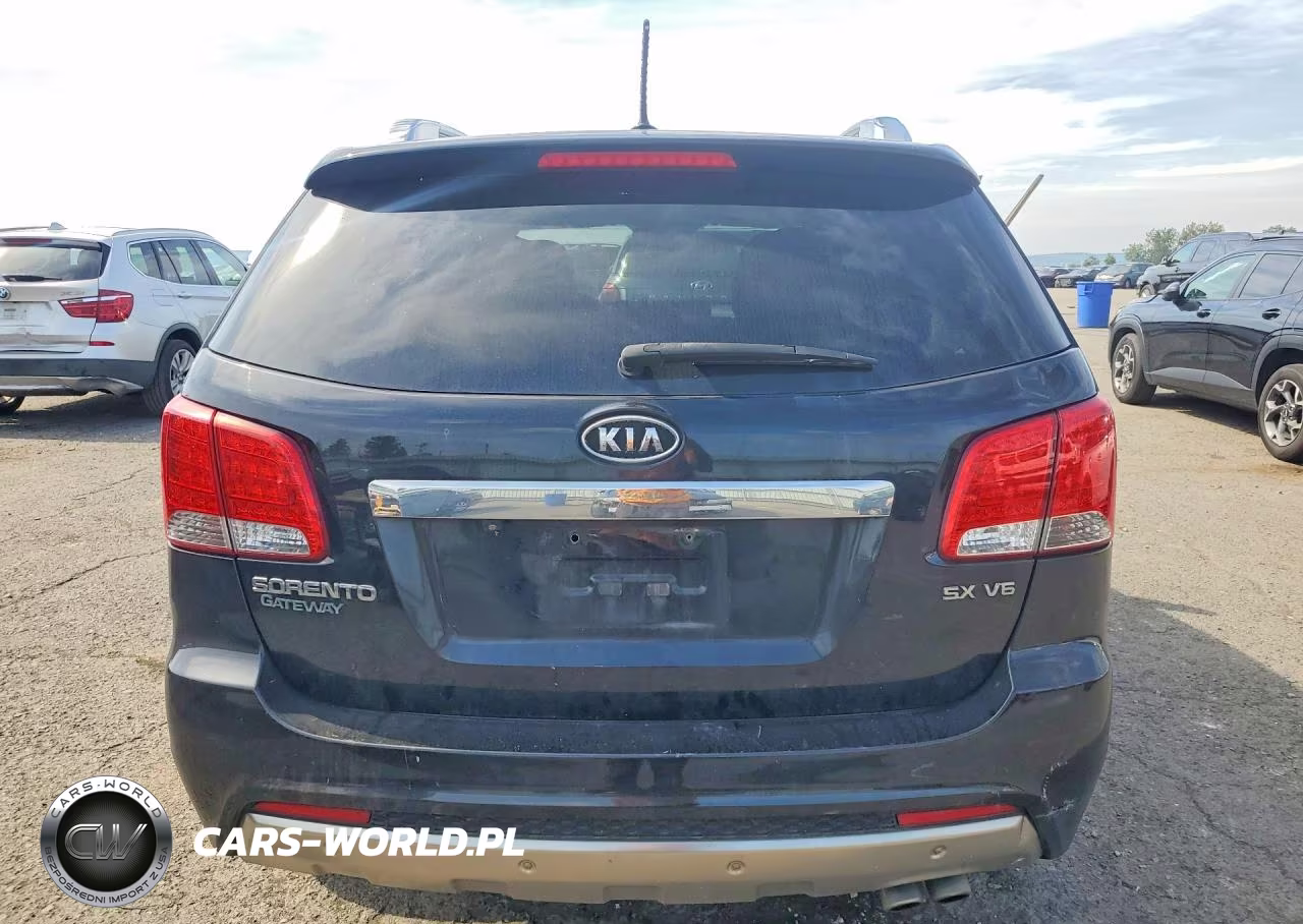 2011 Kia Sorento Sx VIN:5XYKWDA23BG100055 - 6