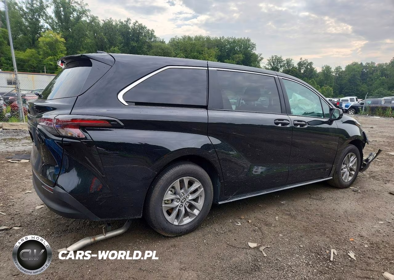 2026 Toyota Sienna Le VIN:5TDKRKEC6TS298262 - 3