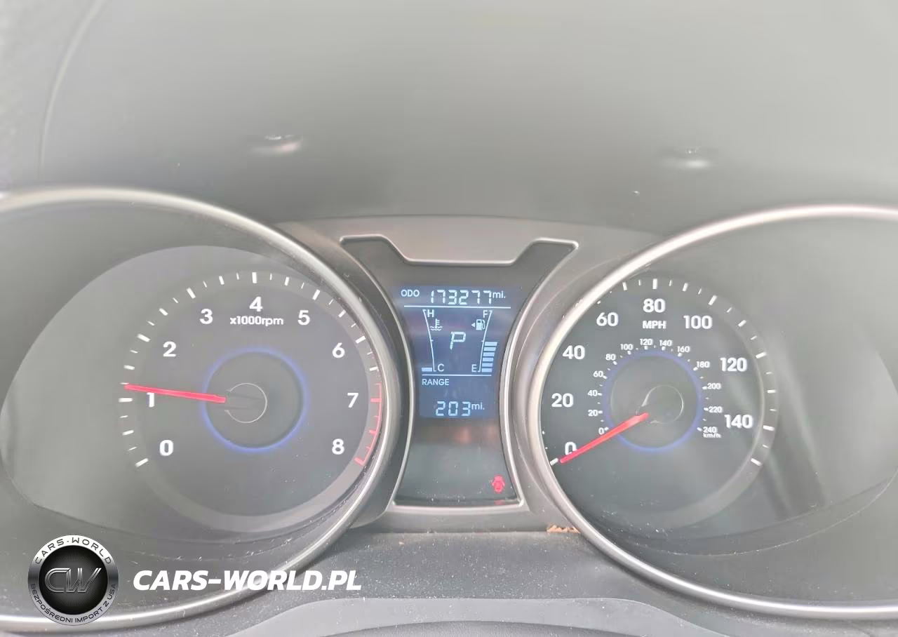 2014 Hyundai Veloster Base VIN:KMHTC6AD0EU192394 - 9