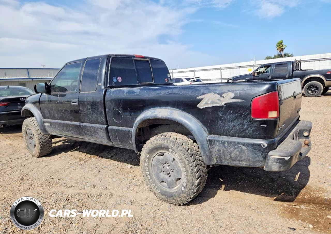 2002 Chevrolet S Truck S10 VIN:1GCCT19W328166440 - 2