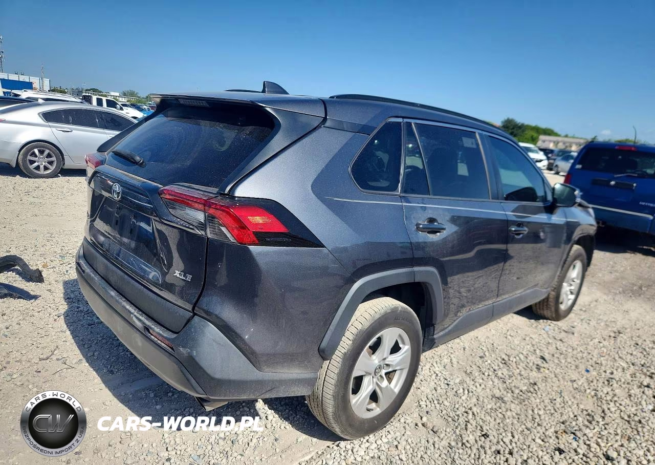 2020 Toyota Rav4 Xle VIN:2T3W1RFV3LC037673 - 3