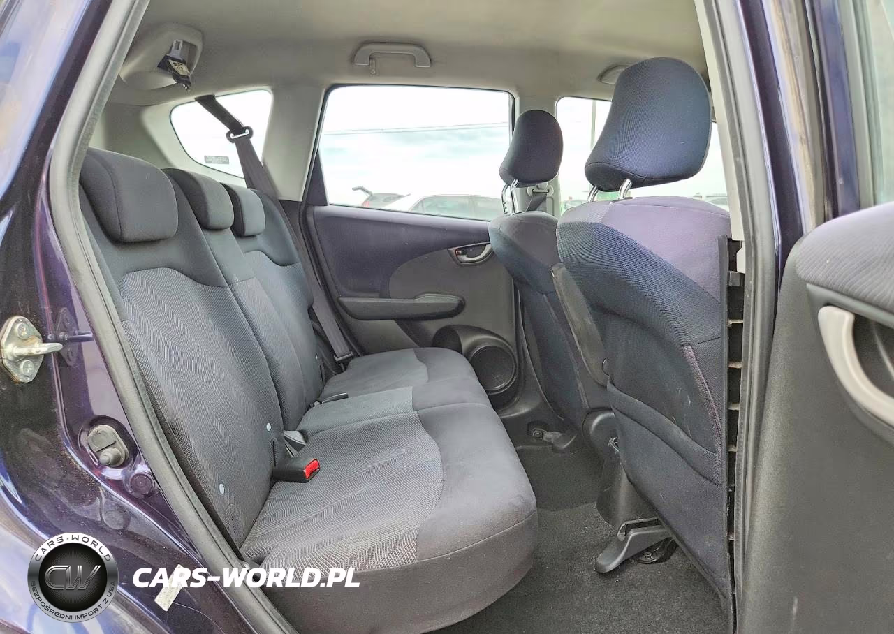 2009 Honda Fit Sport VIN:JHMGE88499S075558 - 10