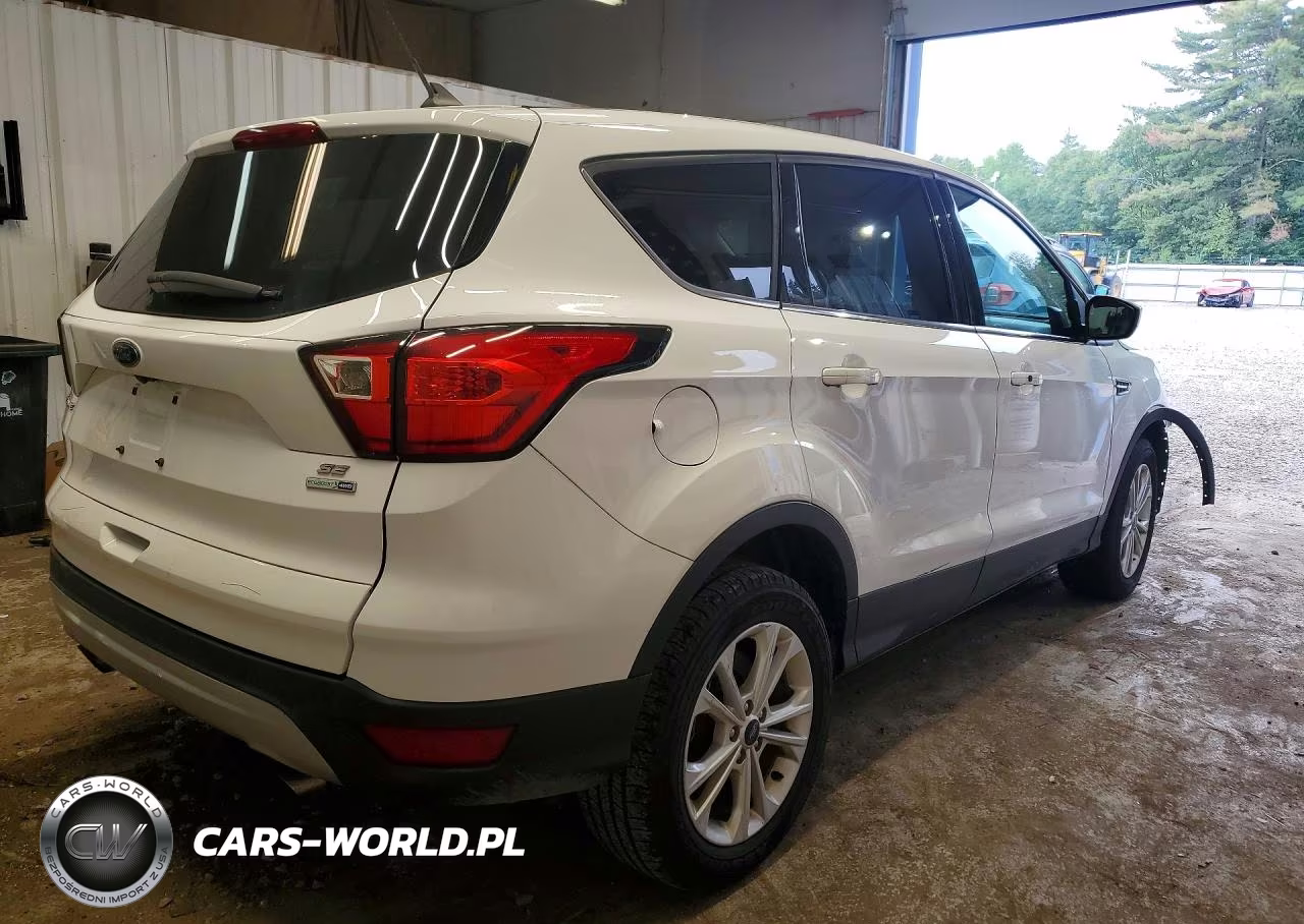 2019 Ford Escape Se VIN:1FMCU9GD7KUA65997 - 3