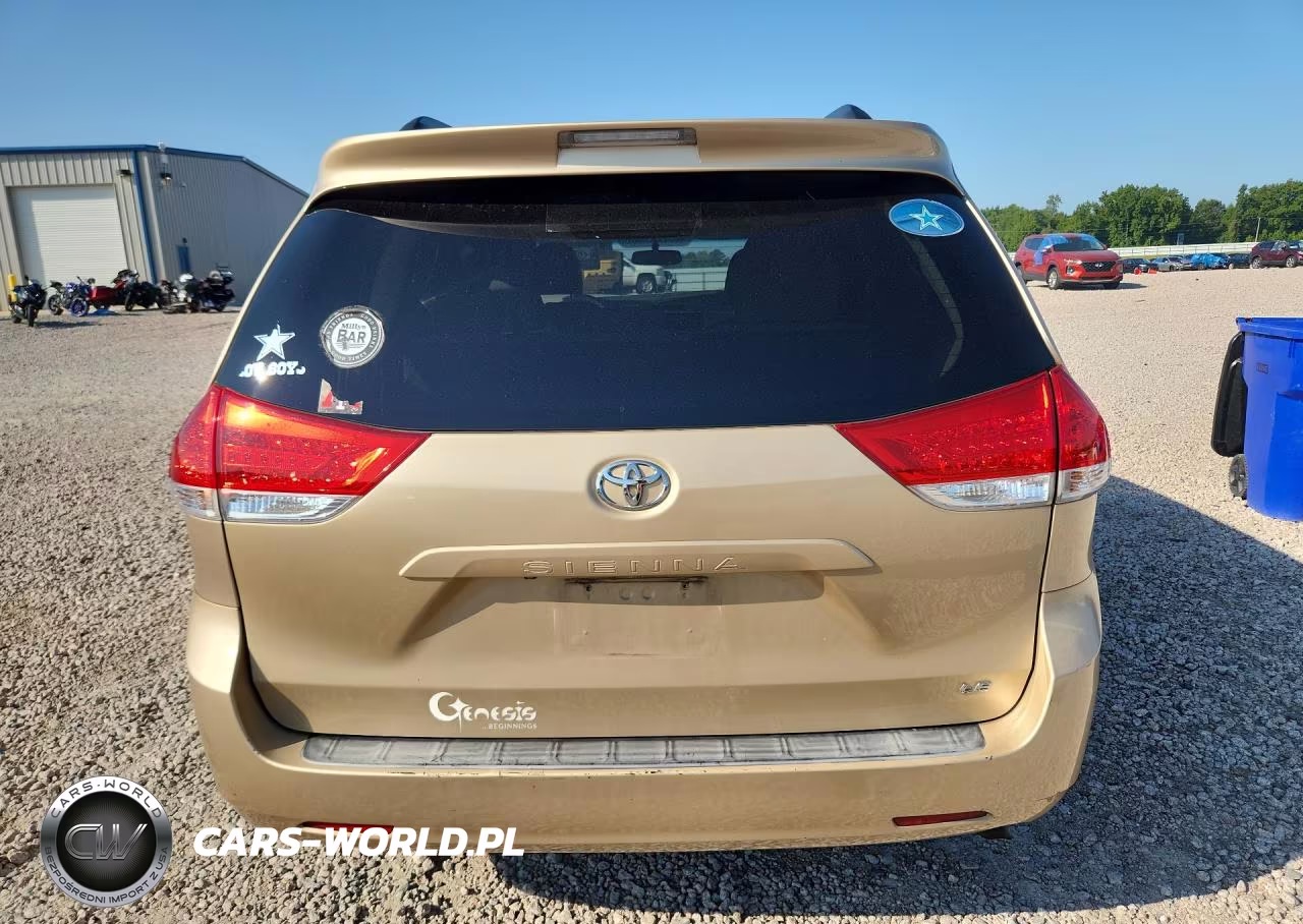 2012 Toyota Sienna Le VIN:5TDKK3DCXCS206503 - 6