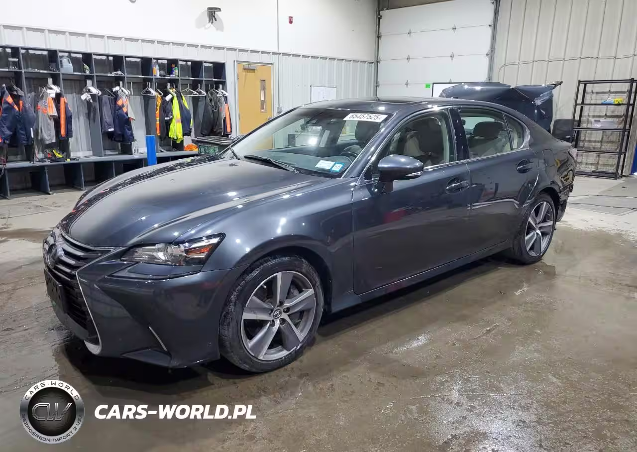 LEXUS