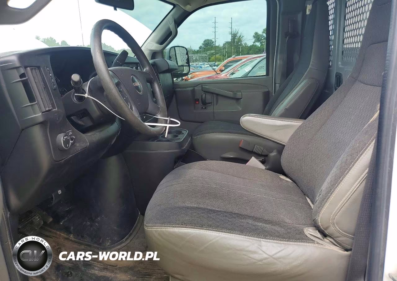 2018 GMC Savana G2500 VIN:1GTW7AFG0J1905687 - 7