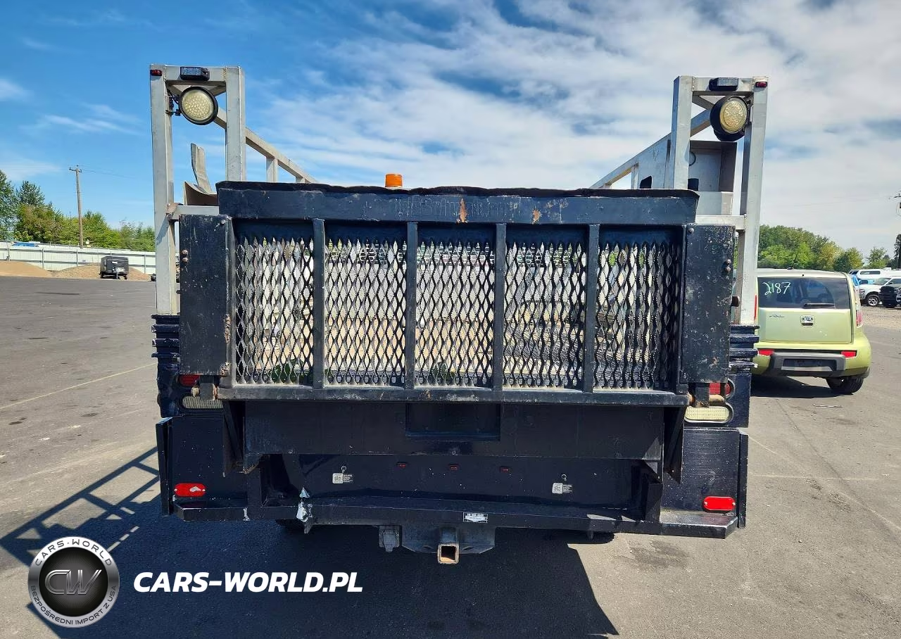 2014 GMC Sierra K2500 Heavy Duty VIN:1GT02ZCG9EF176914 - 6