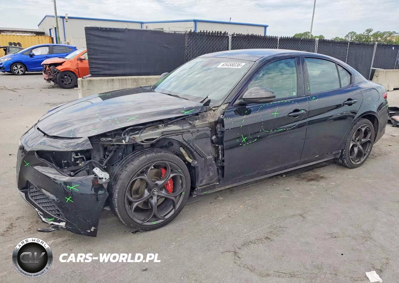 2019 Alfa Romeo Giulia Ti – zdjęcie 1 z 13