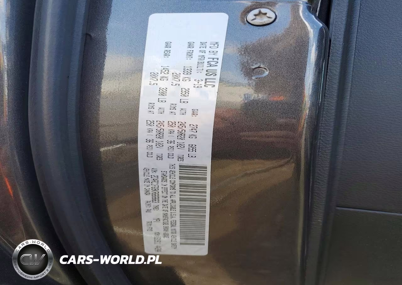 2019 Chrysler Pacifica Touring Plus VIN:2C4RC1FG9KR666663 - 13