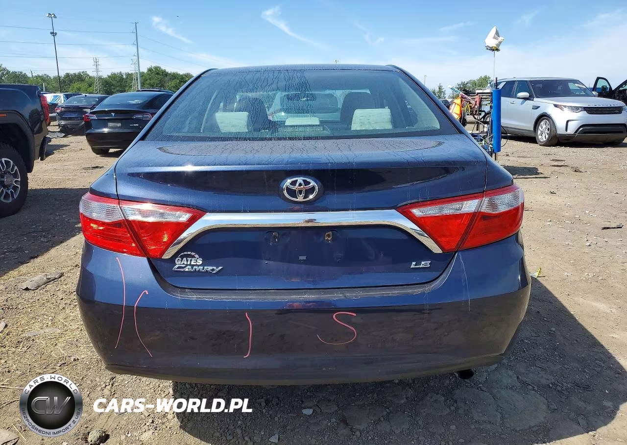 2017 Toyota Camry Le VIN:4T1BF1FK5HU634992 - 6
