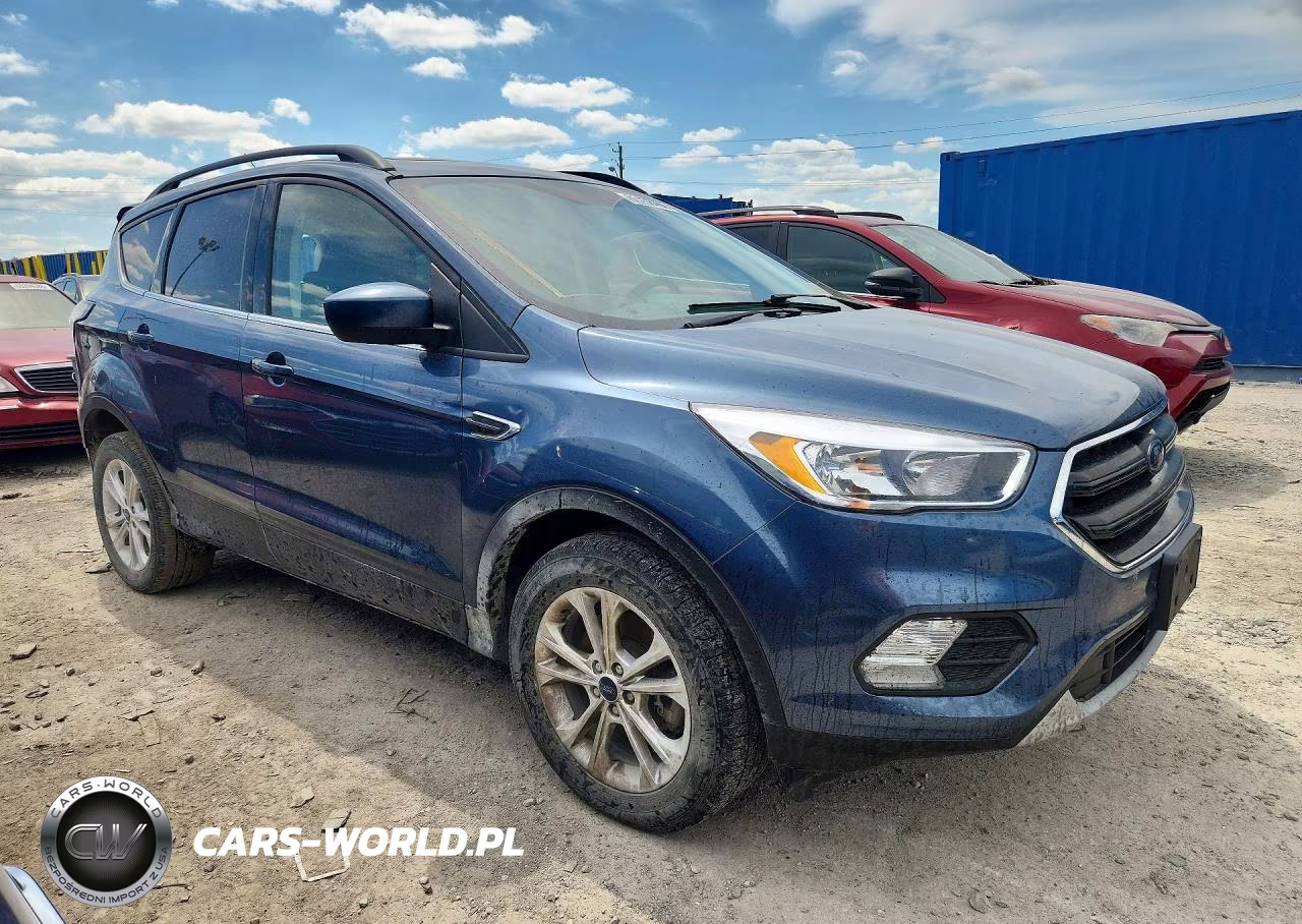 2018 Ford Escape Se VIN:1FMCU9GDXJUA11530 - 4