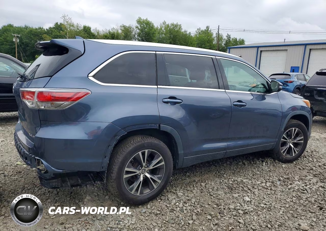 2016 Toyota Highlander Xle VIN:5TDJKRFH0GS303366 - 3