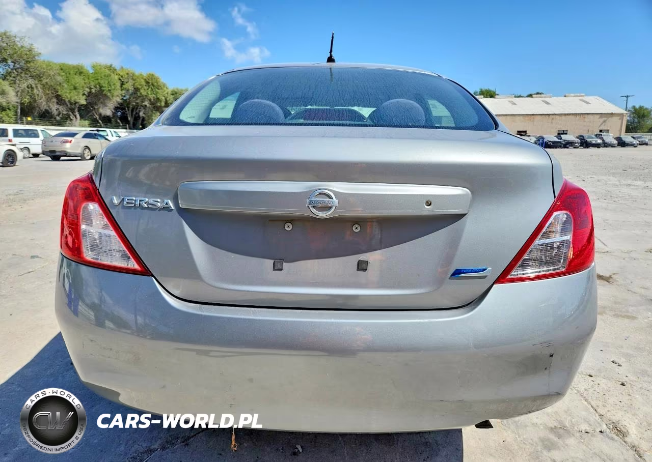 2014 Nissan Versa 1.6 S VIN:3N1CN7AP4EL869748 - 6