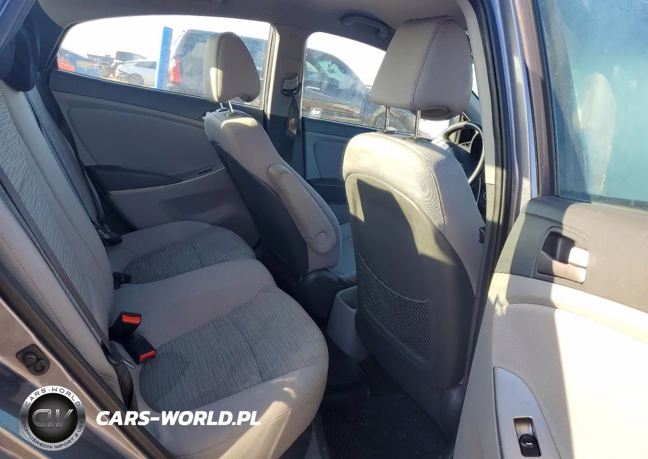 2015 Hyundai Accent Gls VIN:KMHCT4AE9FU796945 - 10