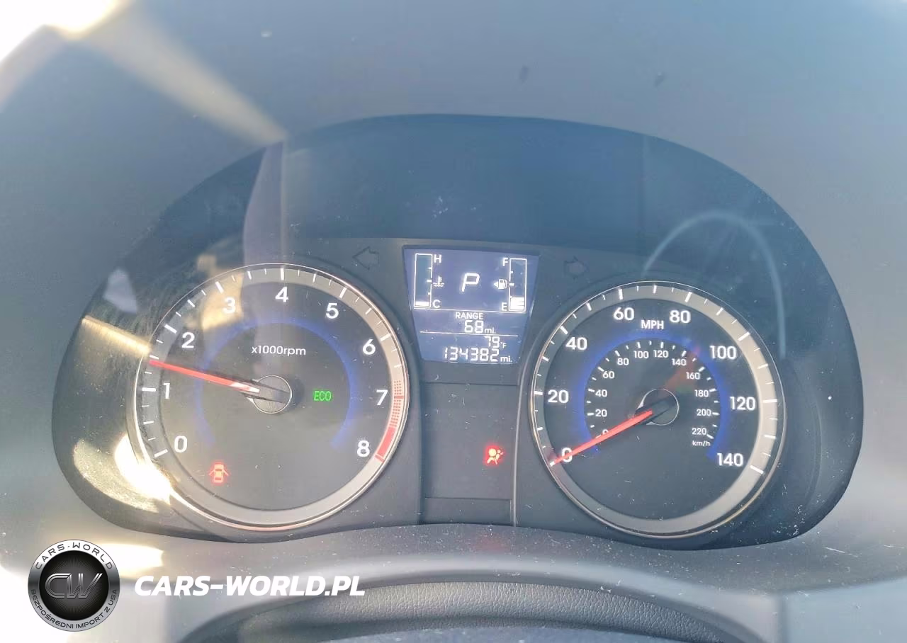 2015 Hyundai Accent Gls VIN:KMHCT4AE9FU796945 - 9