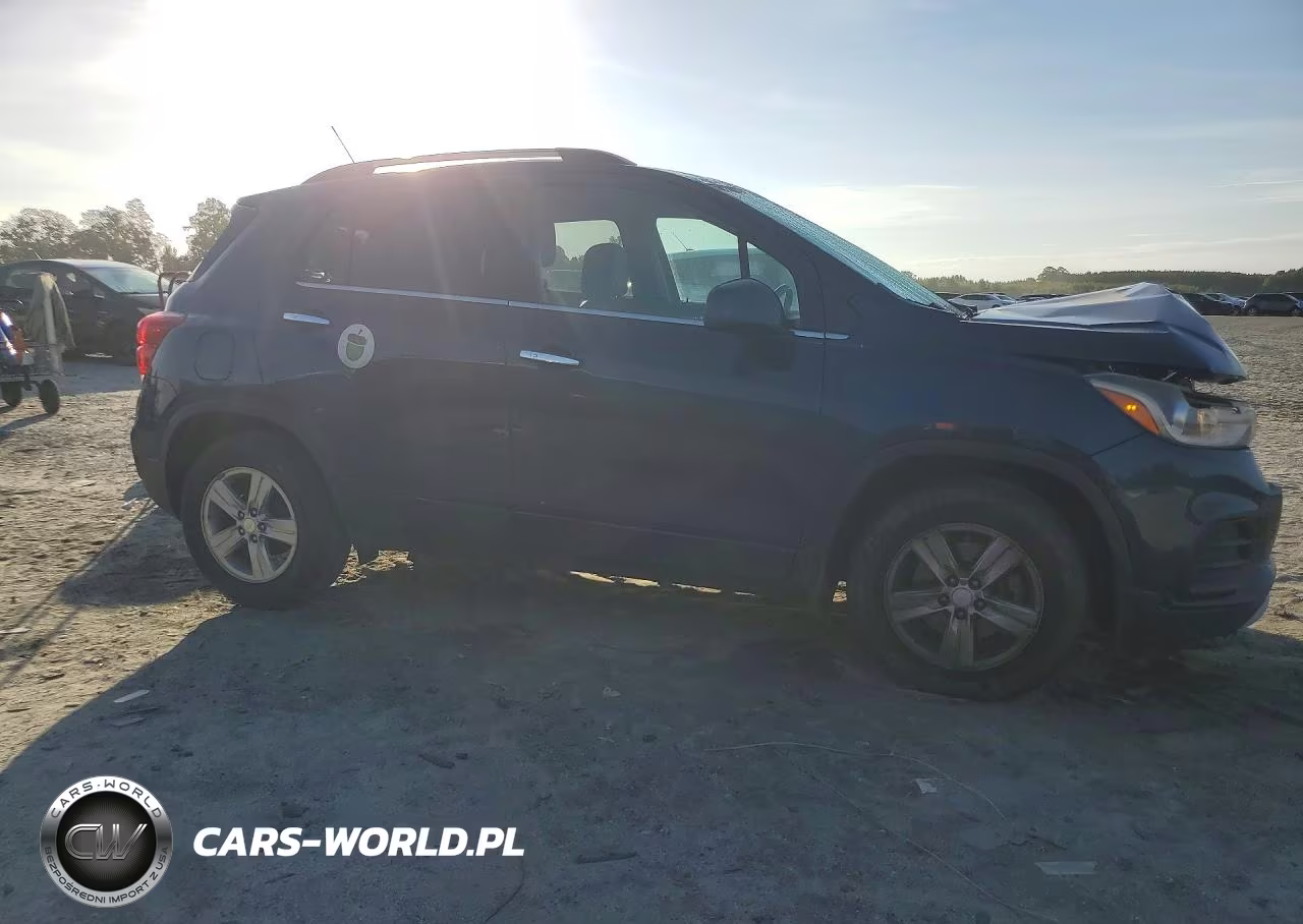 2018 Chevrolet Trax 1Lt VIN:3GNCJLSB5JL310926 - 4