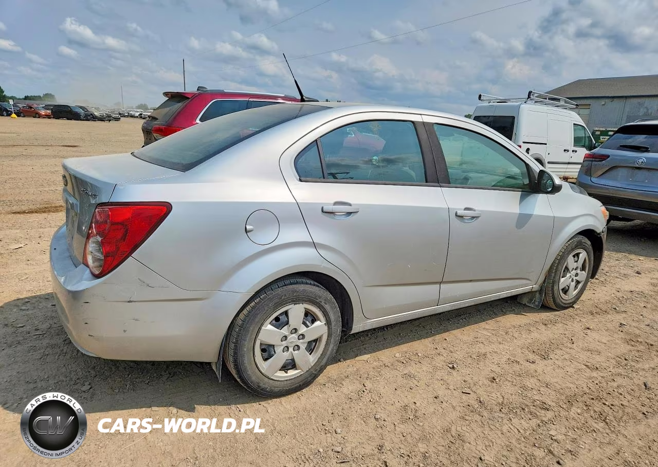 2013 Chevrolet Sonic Ls VIN:1G1JA5EH1D4245846 - 3