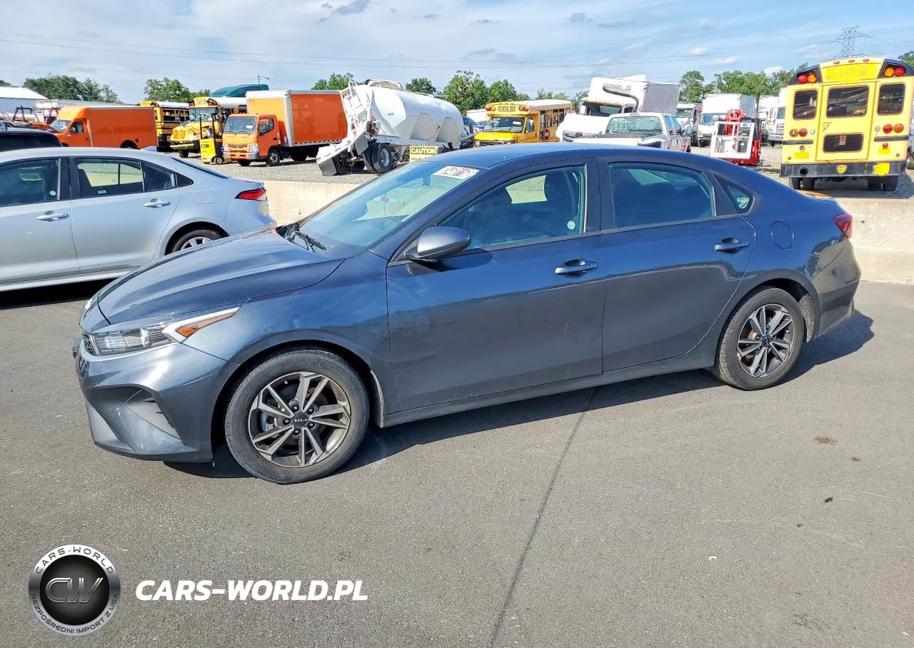 2024 Kia Forte Lxs VIN:3KPF24AD7RE739612 - 1