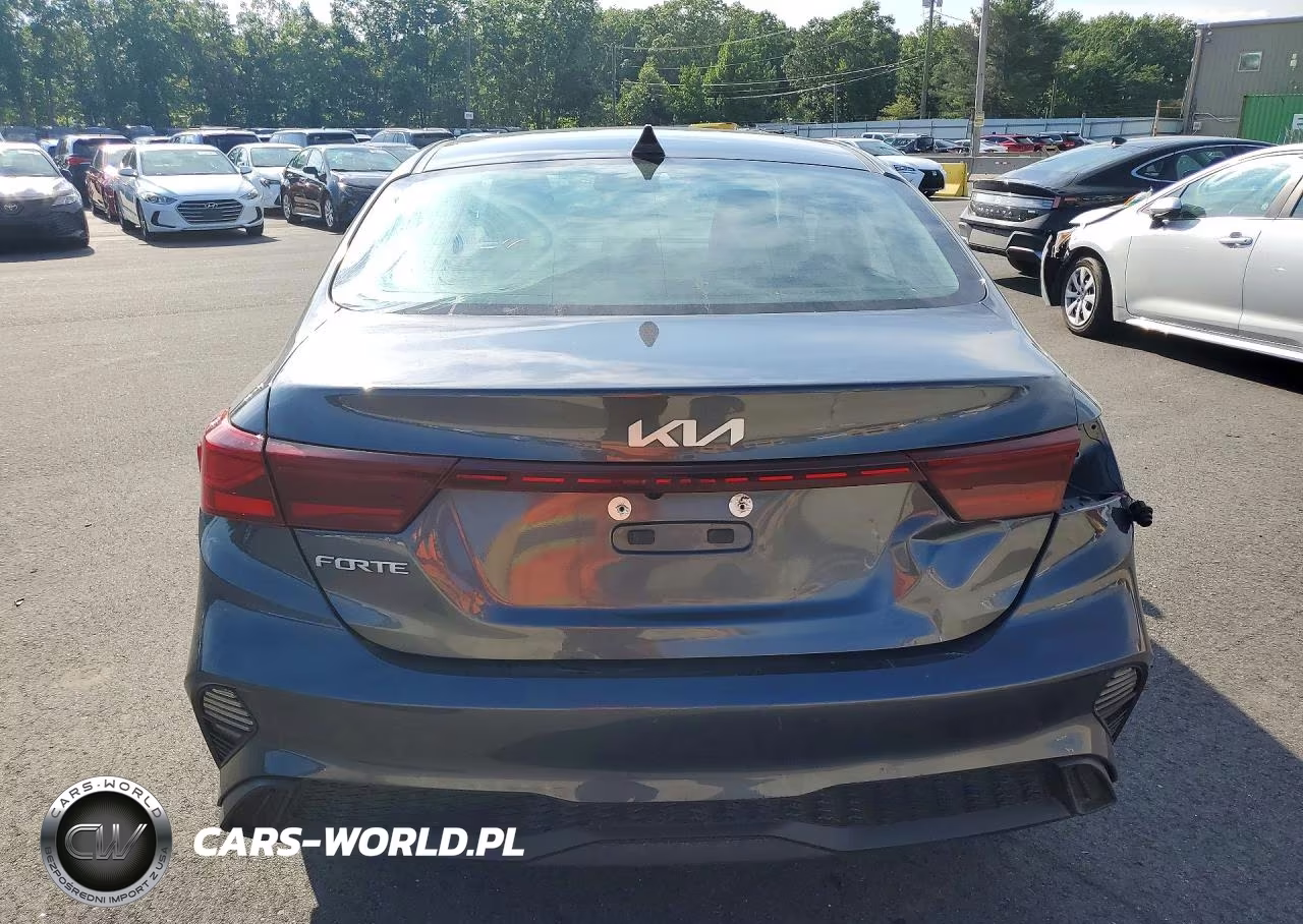 2024 Kia Forte Lxs VIN:3KPF24AD7RE739612 - 6