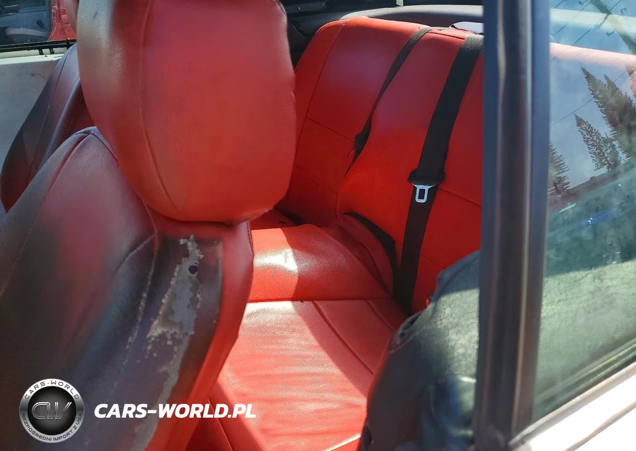 1994 BMW 318 Ic VIN:WBABK5327REC83302 - 10