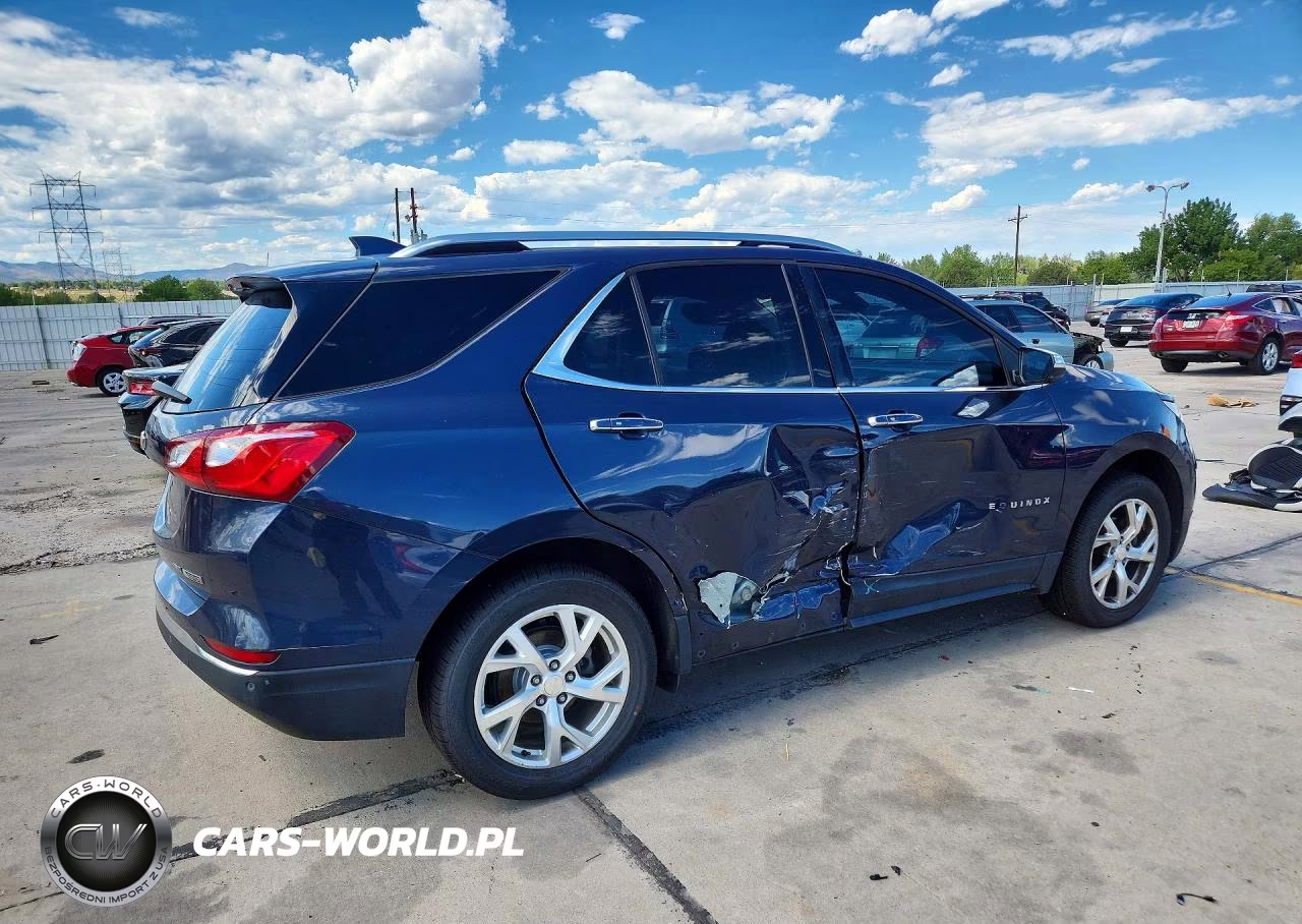 2018 Chevrolet Equinox Premier VIN:3GNAXVEVXJL154714 - 3