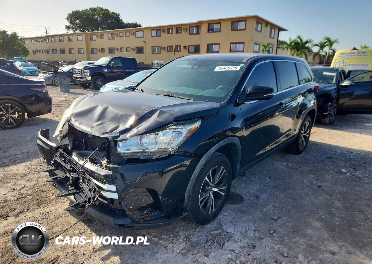 2019 Toyota Highlander Le