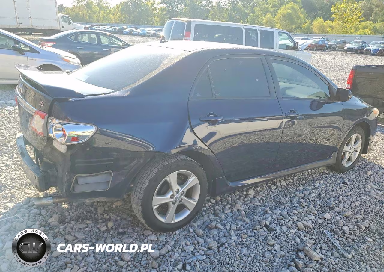 2011 Toyota Corolla S VIN:2T1BU4EE0BC697235 - 3