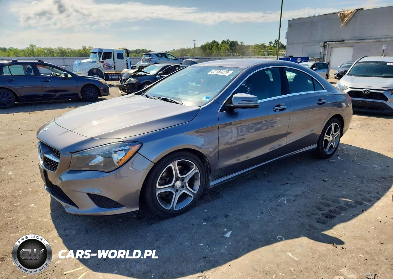 2014 Mercedes-Benz Cla 250 4Matic – zdjęcie 1 z 12
